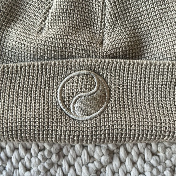 Our Legacy x New Era WS Mens Cuff Knit Cream Beanie - Picture 2 of 4